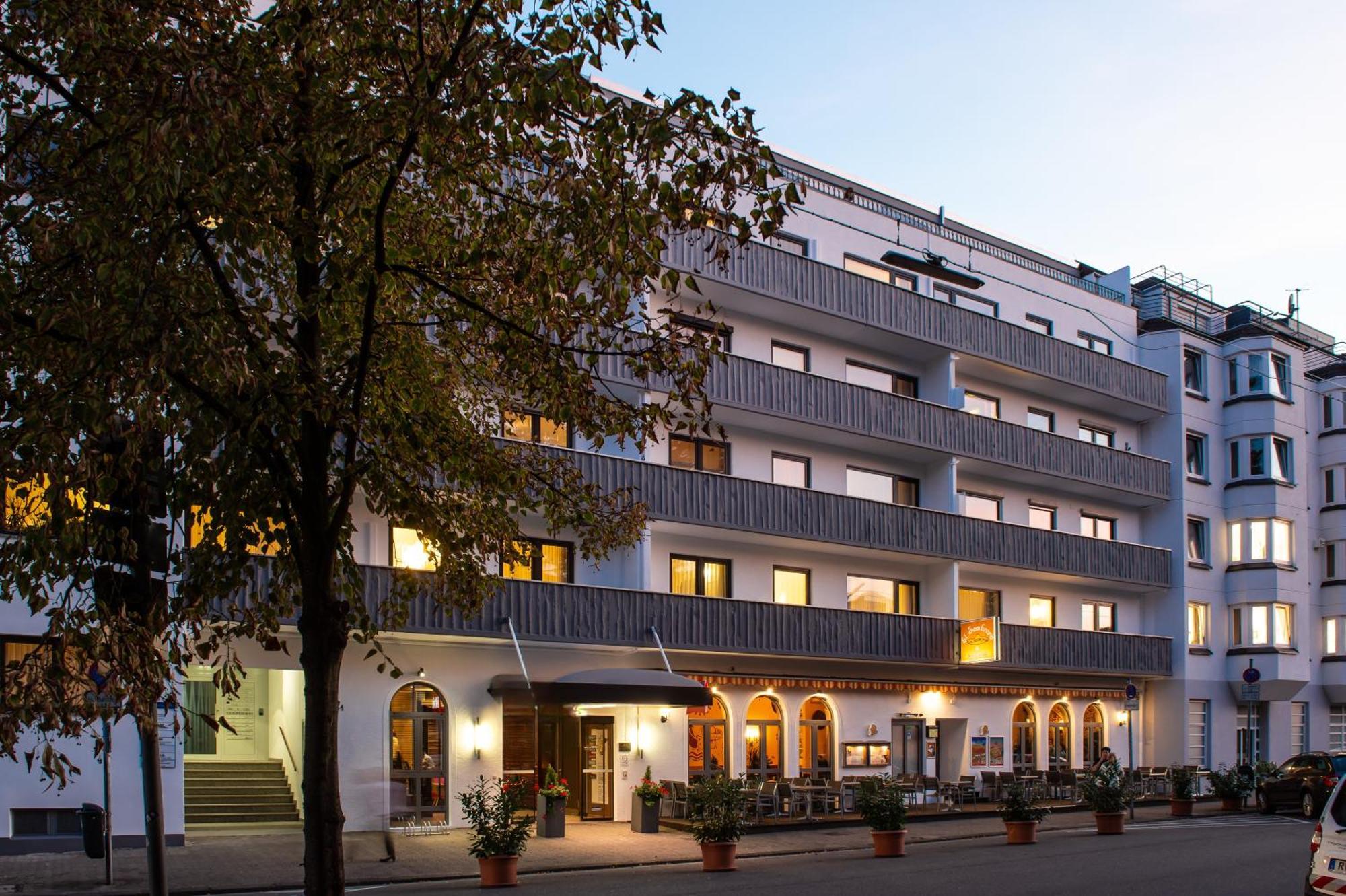 ibis Saarbrücken City Exterior foto
