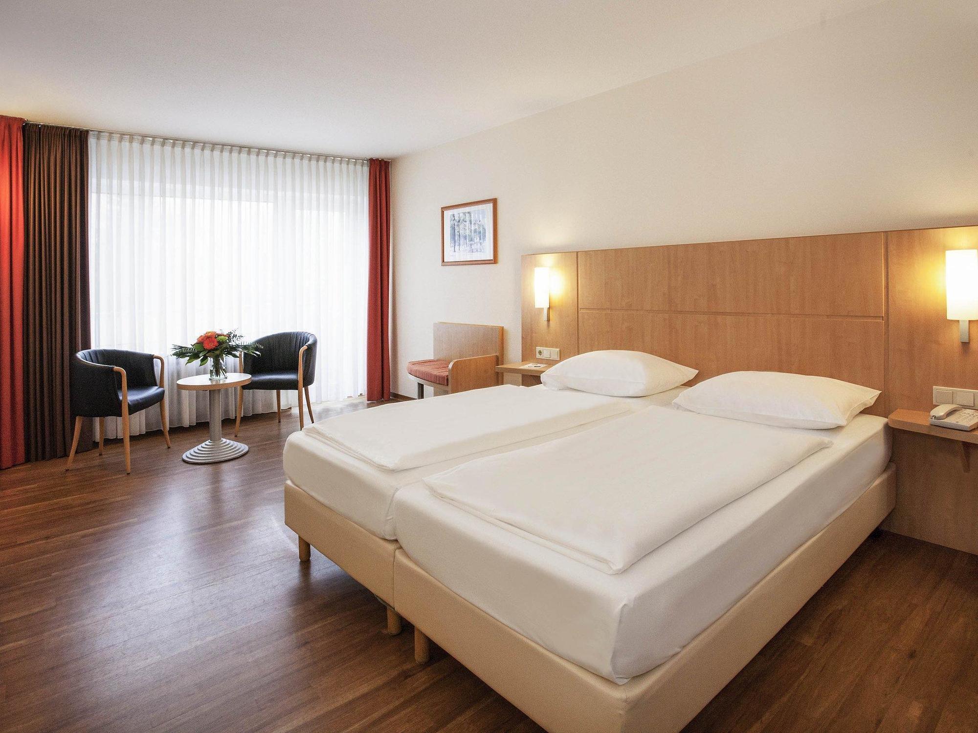 ibis Saarbrücken City Exterior foto