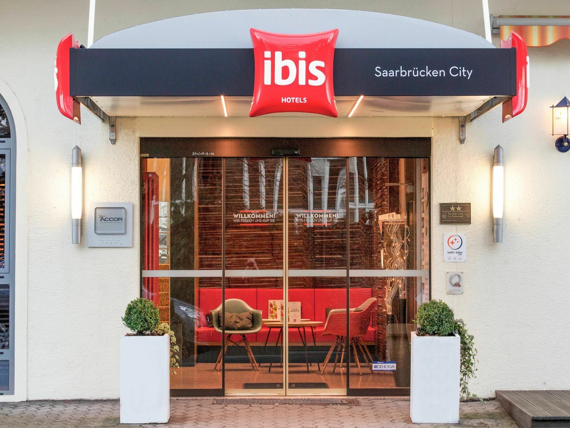 ibis Saarbrücken City Exterior foto